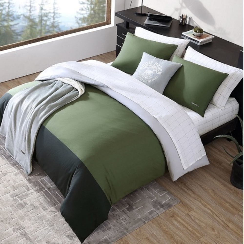 Eddie Bauer Reversible Duvet Set